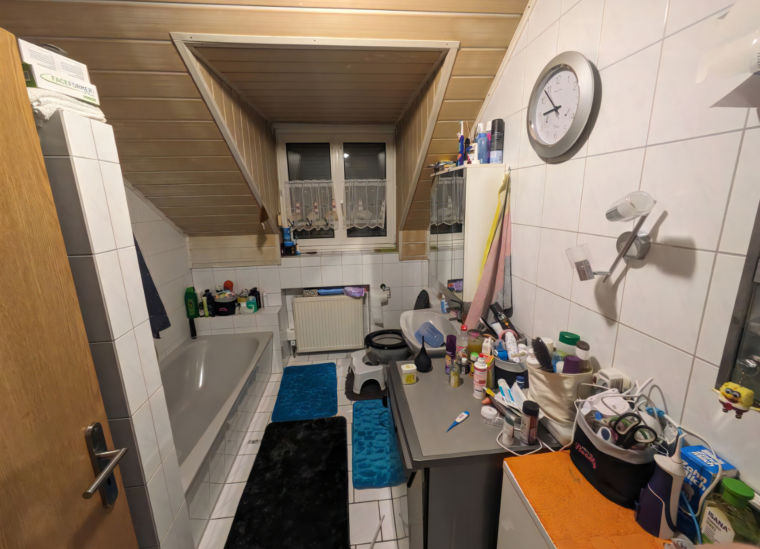 Symbolfoto für den Renovierungsbedarf Deutscher Badezimmer -nach einer Studie der Vereinigung Deutsche Sanitärwirtschaft